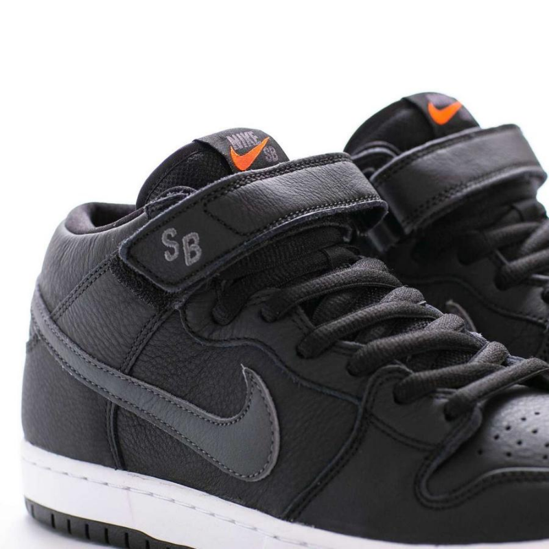 nike sb dunk mid tops