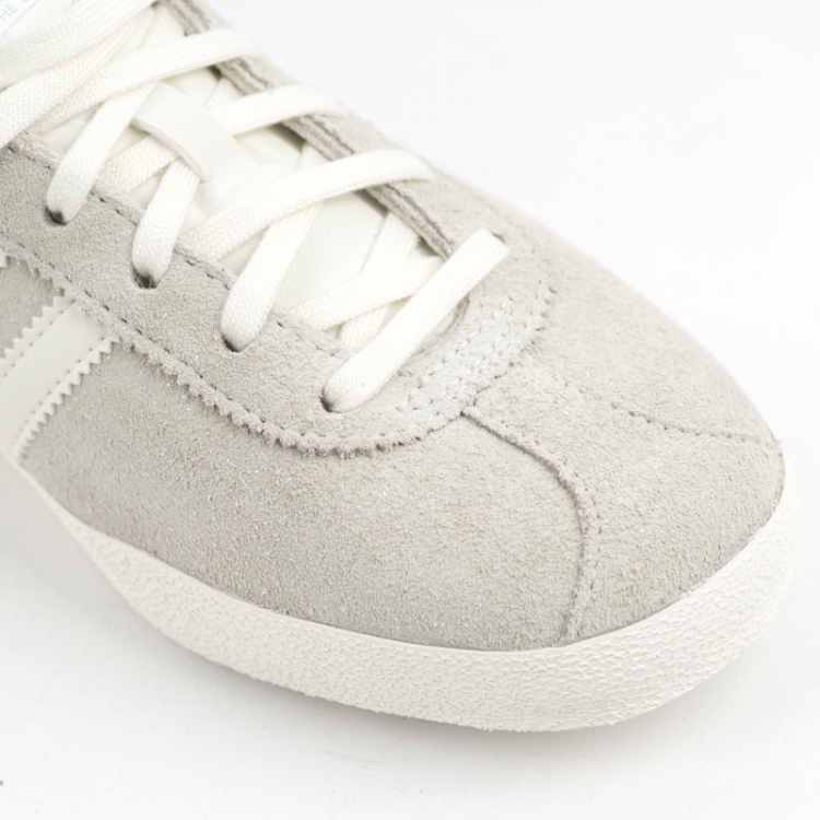 Adidas gazelle off 2025 white silver metallic