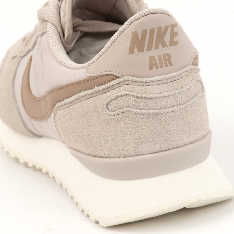 Nike 2025 vortex beige