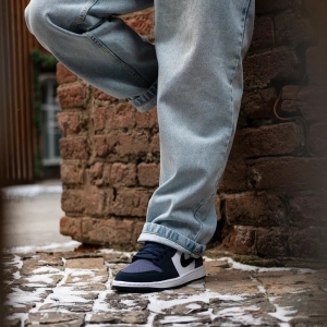 Кроссовки Jordan Air Jordan 1 Mid 554724-445 (obsidian-obsidian)