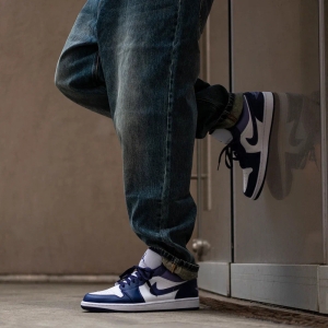 Кроссовки Jordan Air Jordan 1 Low 553558-515 (sky j purple-skyj lt purple)