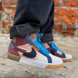 Кеды Nike SB Zoom Blazer Mid Premium DA8854-600 (dark wine-black)