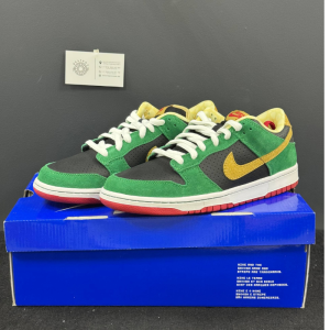 Кеды Nike SB Dunk Low Premium "Miller High Life" 313170-008 (black-metallic gold-pine green)