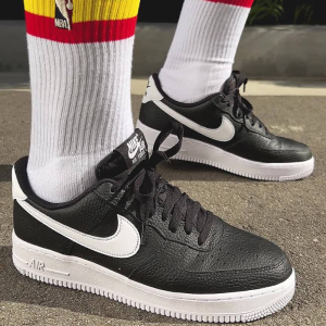 Кроссовки Nike Air Force 1 '07 CT2302-002 (black-white)