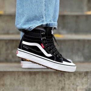 Зимние Кеды Vans MTE Sk8-Hi Waterproof Insulated VN000DAQBA21 (black-white)