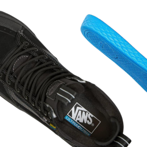 Зимние Кеды Vans MTE Sk8-Hi Waterproof VN000CVTBKA1 (black-black)