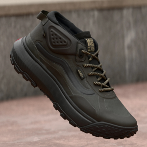 Кроссовки Vans MTE Crosspath Mid VN000CVVEMQ1 (washed black)