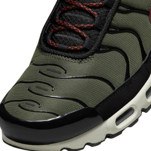 Кроссовки Nike Air Max Plus FB9722-300 (cargo khaki-black phantom)