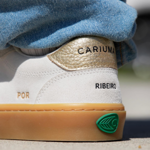 Кеды Cariuma Naioca Pro Gustavo Ribeiro 511802W98 (white-black-gold)