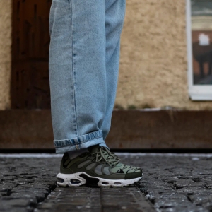 Кроссовки Nike Air Max Terrascape Plus DV7513-301 (oil green-black-medium olive)