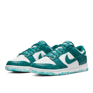 Кроссовки Женские Nike Dunk Low DV3029-100 (summit white-bright spurce)
