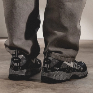 Кроссовки Nike Air Humara QS FJ7098-002 (black-metallic silver)