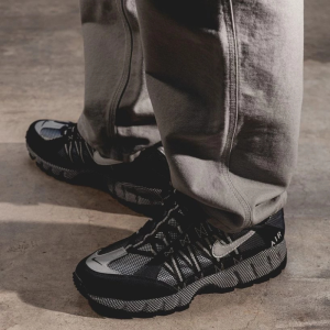 Кроссовки Nike Air Humara QS FJ7098-002 (black-metallic silver)