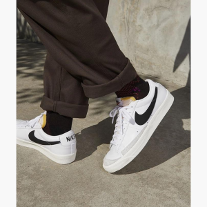 Кроссовки Nike Blazer Low '77 Vintage DA6364-101 (white-black sail)