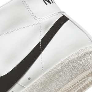 Кроссовки Nike Blazer Mid '77 Vintage BQ6806-100 (white-black)