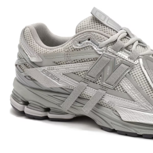 Кроссовки New Balance 1906A M1906AG (concrete-silver metallic)