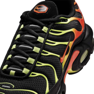 Кроссовки Nike Air Max Plus DM0032-028 (black-lightening orange)