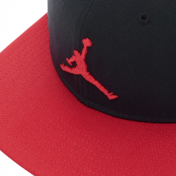 Кепка Jordan Pro Jumpman Snapback AR2118-019 (black-gym red)