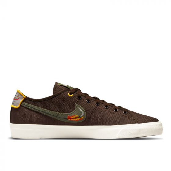 Кеды Nike SB BLZR Court DVDL CZ5605-200 (baroque brown-medium olive)