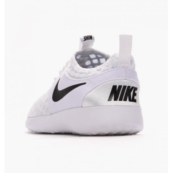 Кроссовки женские Nike Wmns Juvenate 724979-101 (white-black)