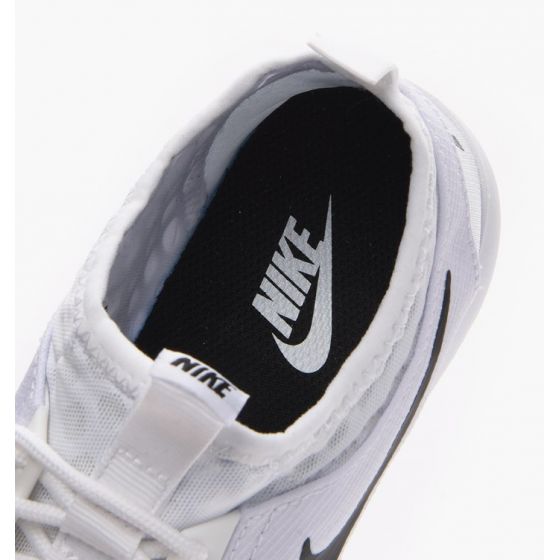 Кроссовки женские Nike Wmns Juvenate 724979-101 (white-black)