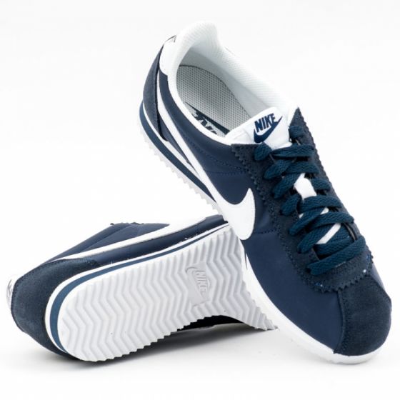 Кроссовки женские Nike Wmns Classic Cortez Nylon 749864-411 (obsidian-white)