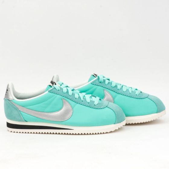 Кроссовки женские Nike Classic Cortez Nylon Prem 882258-300 (tropical twist-mtlc silver)