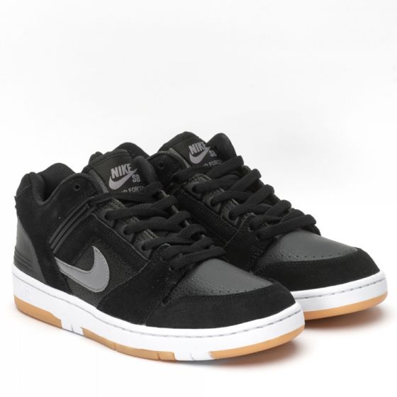 Air force 2 black and white new arrivals