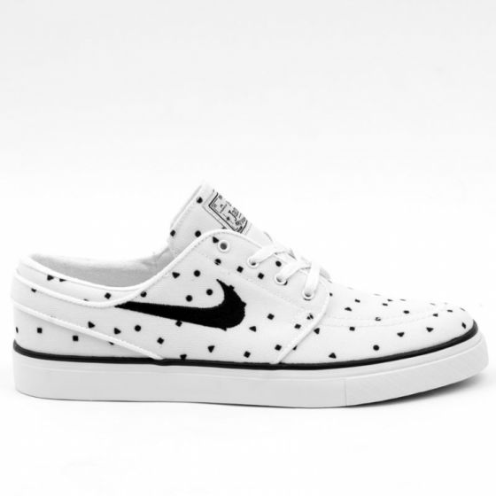 Janoski white black store
