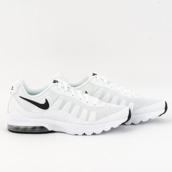 Nike air max 2024 invigor white and black