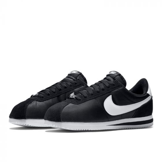 Кроссовки Nike Cortez Basic Nylon 819720-011 (black-white-metallic silver)