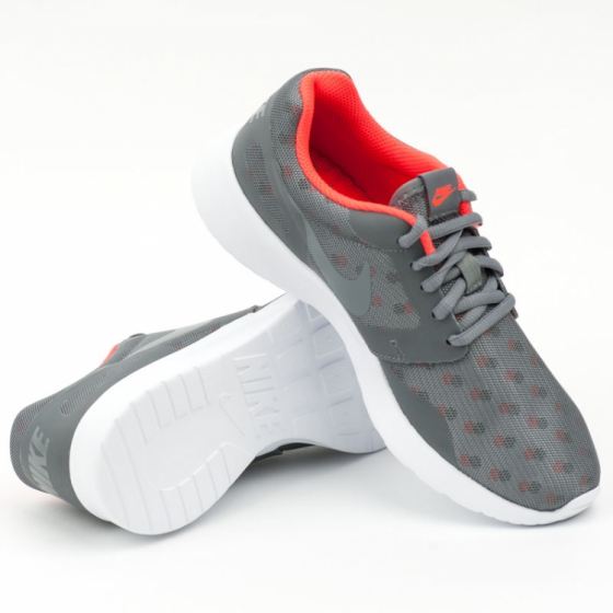 Кроссовки женские Nike Wmns Kaishi Print 705374-006 (cool grey-cool grey-bright crimson)