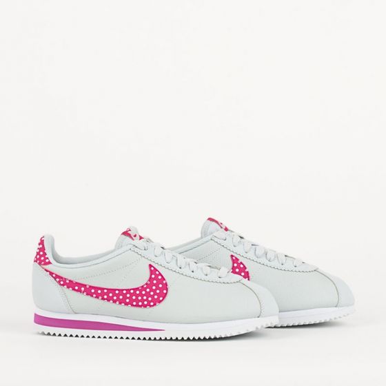 Nike cortez platinum white clearance