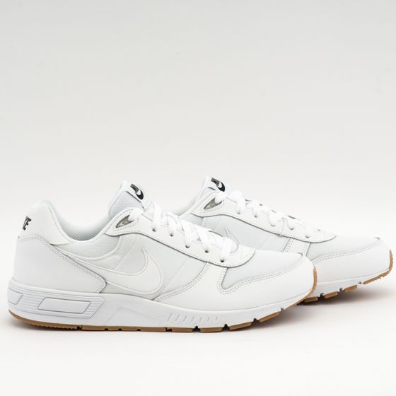 Кроссовки Nike Nightgazer 644402-101 (white-white-gum light brown)