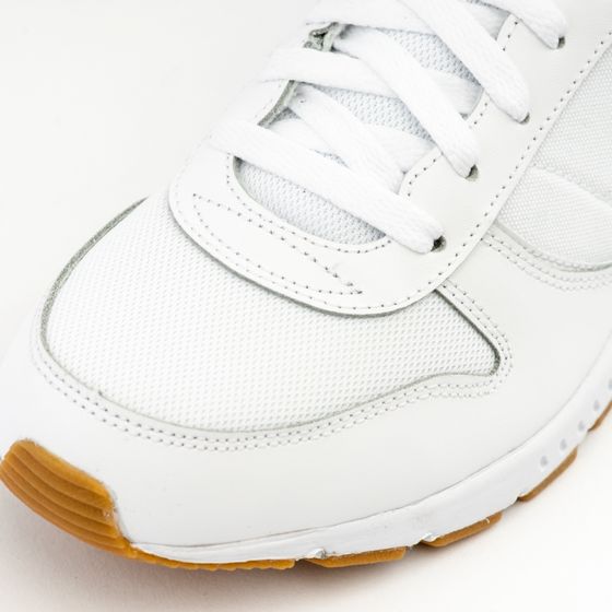 Кроссовки Nike Nightgazer 644402-101 (white-white-gum light brown)
