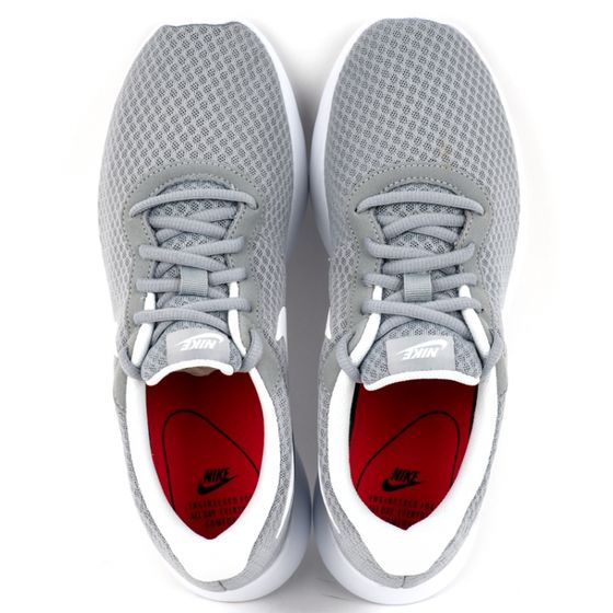 Кроссовки женские Nike Wmns Tanjun 812655-010 (wolf grey-white)