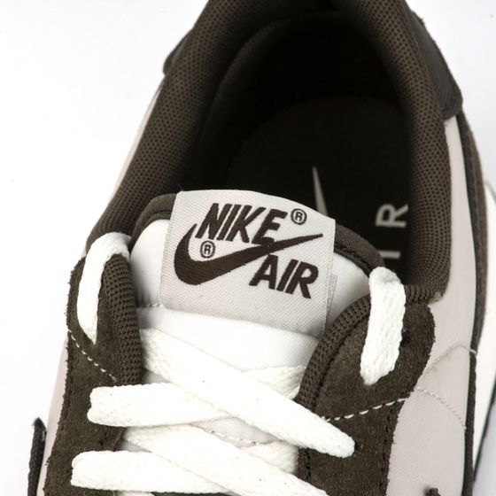 Кроссовки Nike Air Vortex 903896-006 (light bone-cargo khaki)