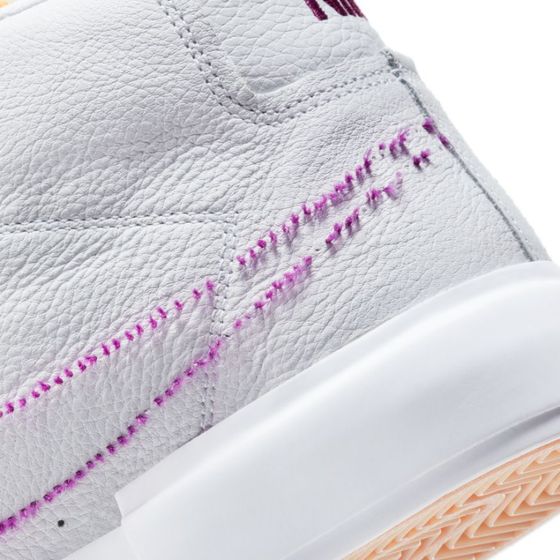 Кеды Nike SB Zoom Blazer Mid Edge L DA2189-100 (white-viotech-white)