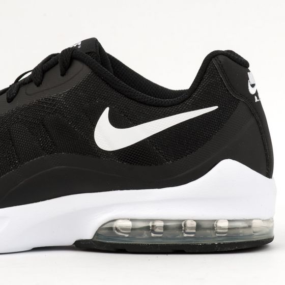 Кроссовки Nike Air Max Invigor 749680-010 (black-white)