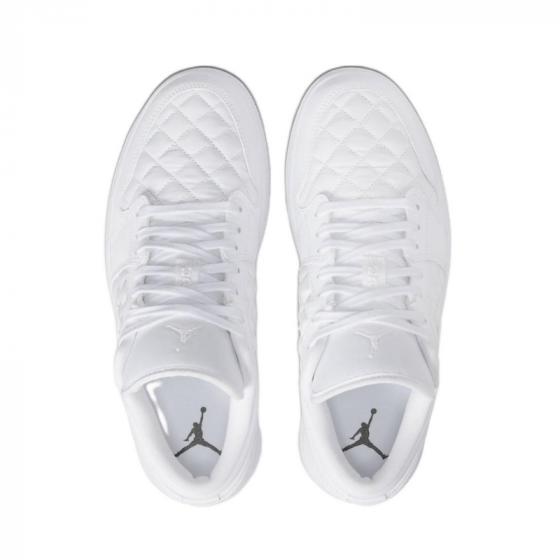 Кроссовки Jordan Air Jordan 1 Low Quilted DB6480-100 (white-white-white)