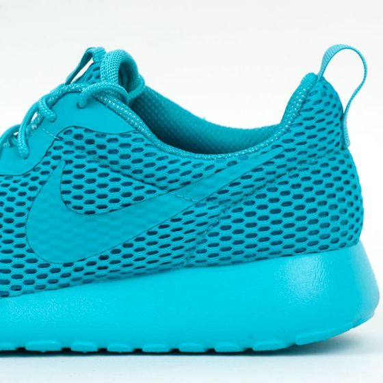 Кроссовки женские Nike Wmns Nike Roshe One Hyperfuse BR 833826-400 (gamma blue)