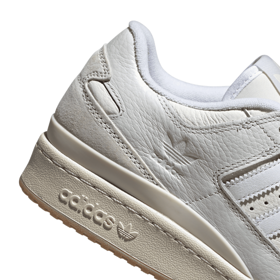 Кеды adidas Skateboarding Forum 84 Low Adv FY7998 (chalk white-cloud white)