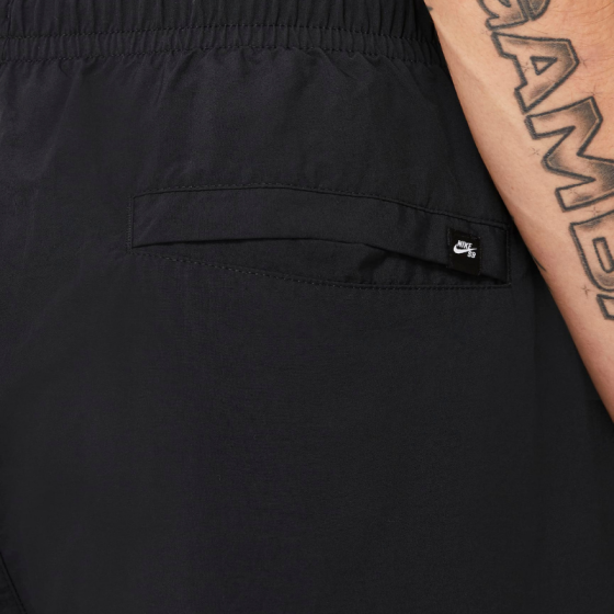 Штаны Nike SB Y2K Gfx Track Pant CV4333-010 (black-white)
