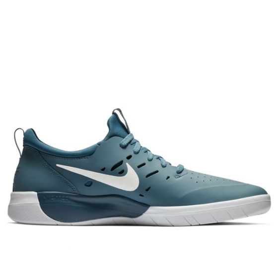 nike sb nyjah free thunderstorm