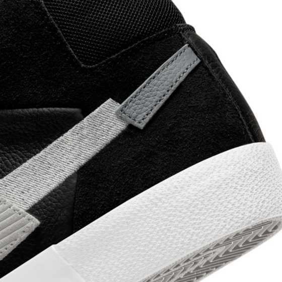 Кеды Nike SB Zoom Blazer Mid Premium DA8854-001 (black-white-wolf grey)