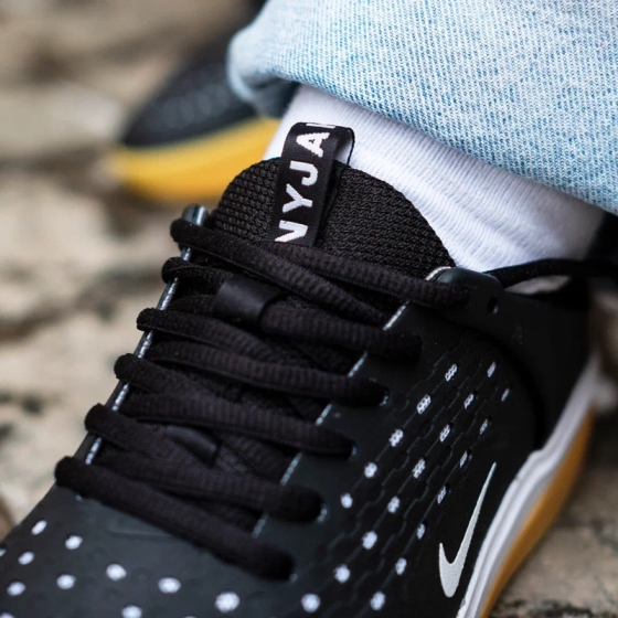 Кеды Nike SB Zoom Nyjah 3 DV7896-001 (black-white)