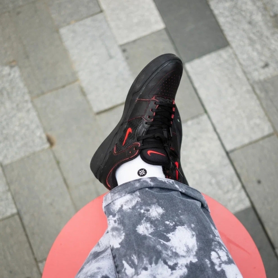 Кеды Nike SB Ishod PRM "Bred" DV5473-001 (black-university red-black)