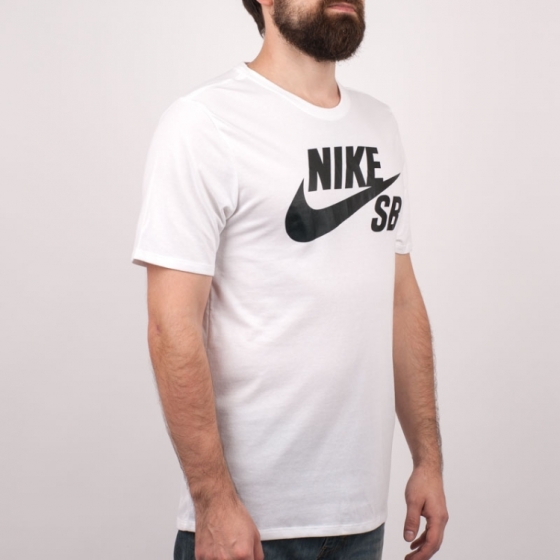 Футболка Nike SB Logo Tee 821946-100 (white-white-black)