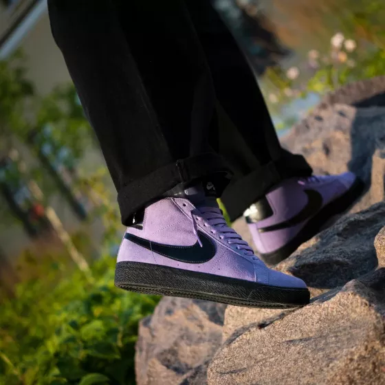 Кеды Nike SB Zoom Blazer Mid FD0731-500 (dusty-amethyst black)