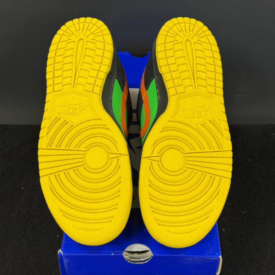 Кеды Nike SB Dunk Low Premium "Green Spark Hoop Orange" 313170-381 (green spark-hoop orange)